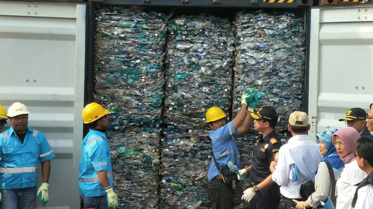 Waste Management Helps Recycling Process - The Indonesia Business Council for Sustainable